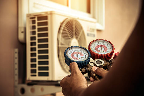 Professional Hvac Installation technician working in Mayodan, NC